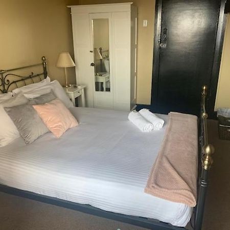 Royal Oak Hotel Cessnock Bagian luar foto