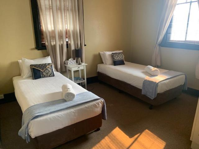 Royal Oak Hotel Cessnock Bagian luar foto